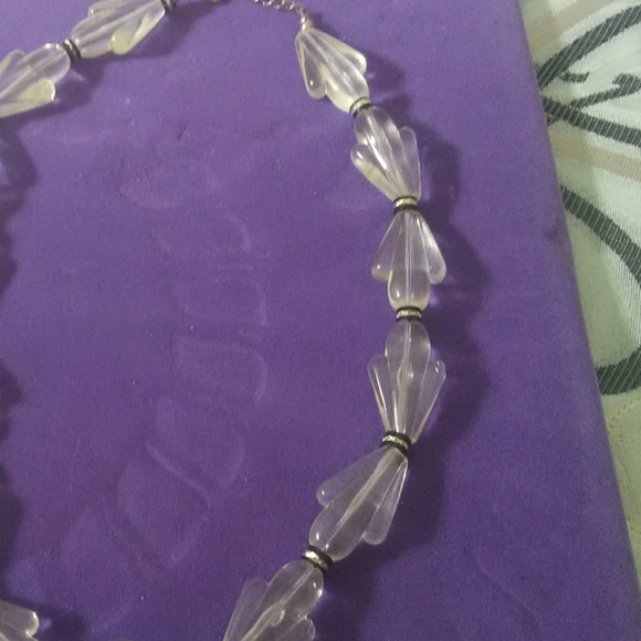 Fancy T-shirt w free necklace - Picture 4 of 6